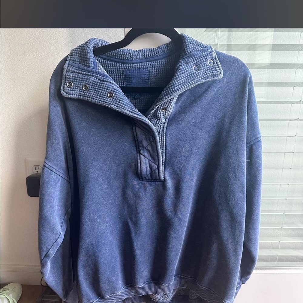 Aerie getaway quarter snap sweatshirt
